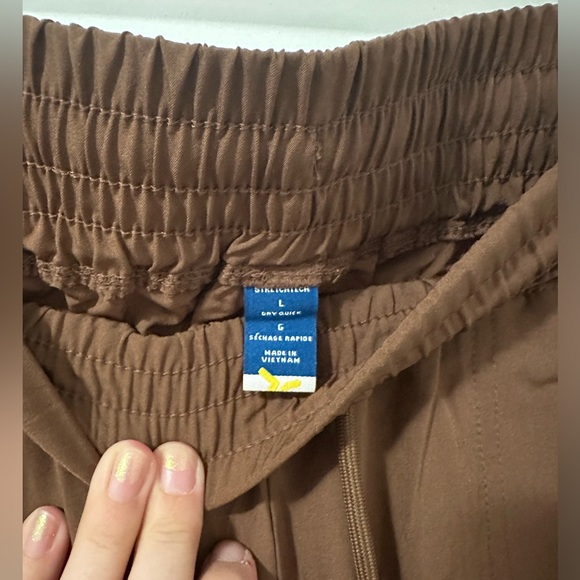 Old Navy Stretchtech Joggers, Caramel Brown, Women’s Size L - Picture 3 of 3
